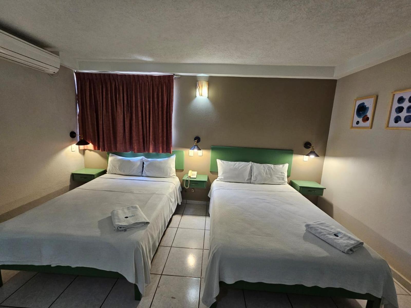 Hotel Punto Poza Rica エクステリア 写真